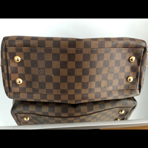 Authentic LV Damier Ebne Trevi PM Bag - Picture 5 of 8